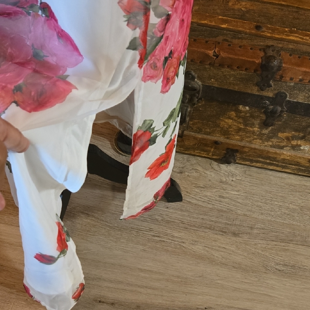Chic Floral Maxi Dress - White with Pink and Red Accents - Picture 7 of 13
